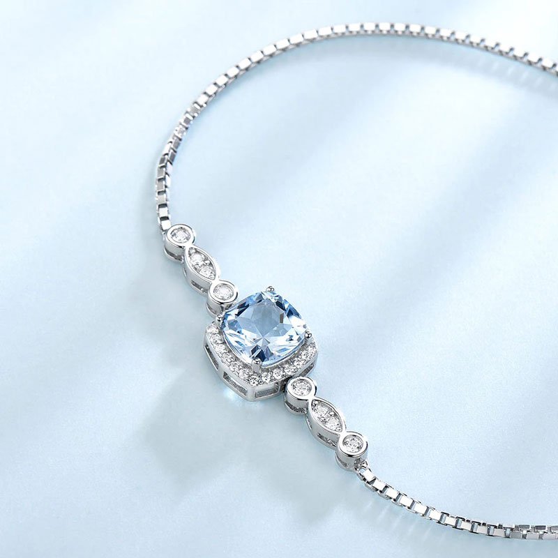 Pulseira Ajustável Prata com Cristal Sky Blue